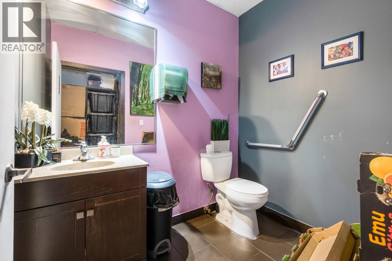 100 892 Carnarvon Street, New Westminster, British Columbia  V3N 0C5 - Photo 4 - C8083099