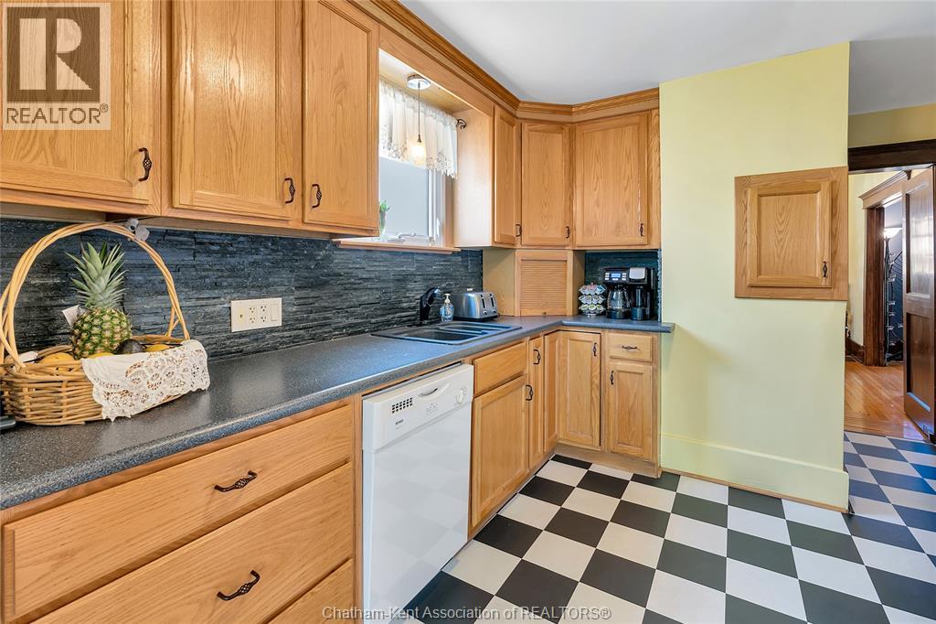 82 Robertson Avenue, Chatham, Ontario  N7M 3A6 - Photo 9 - 26026474