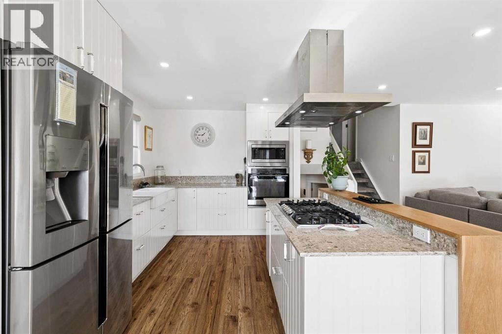 355 Woodbine Boulevard SW