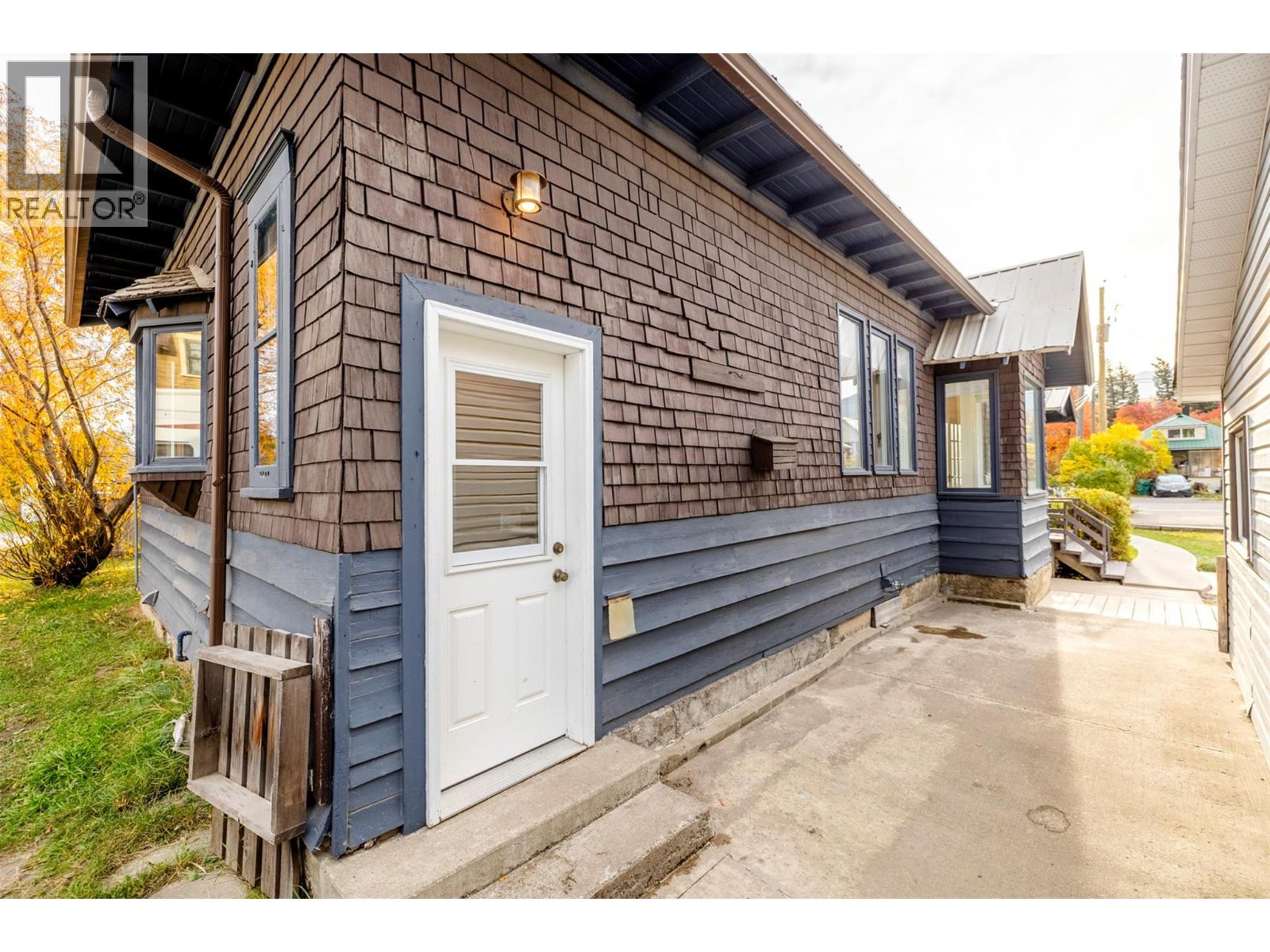 761 4th Avenue, Fernie, British Columbia  V0B 1M0 - Photo 55 - 10403382