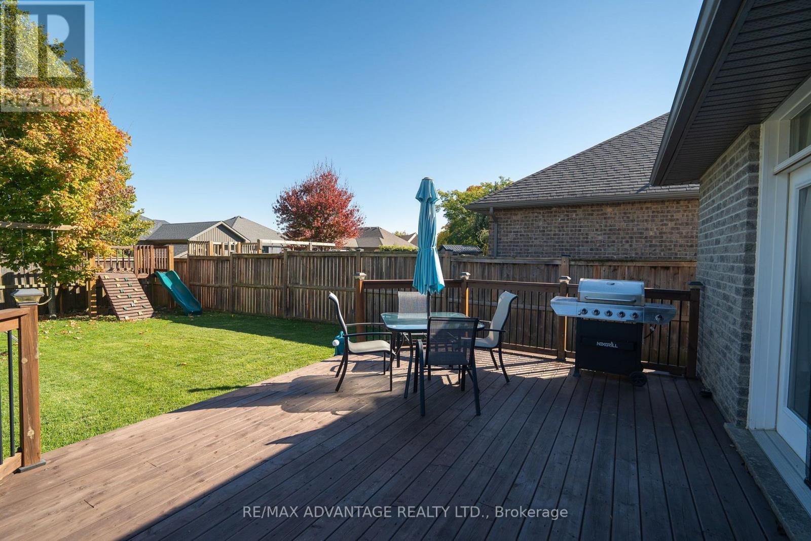 290 Walnut Street, Lucan Biddulph, Ontario  N0M 2J0 - Photo 33 - X14106752