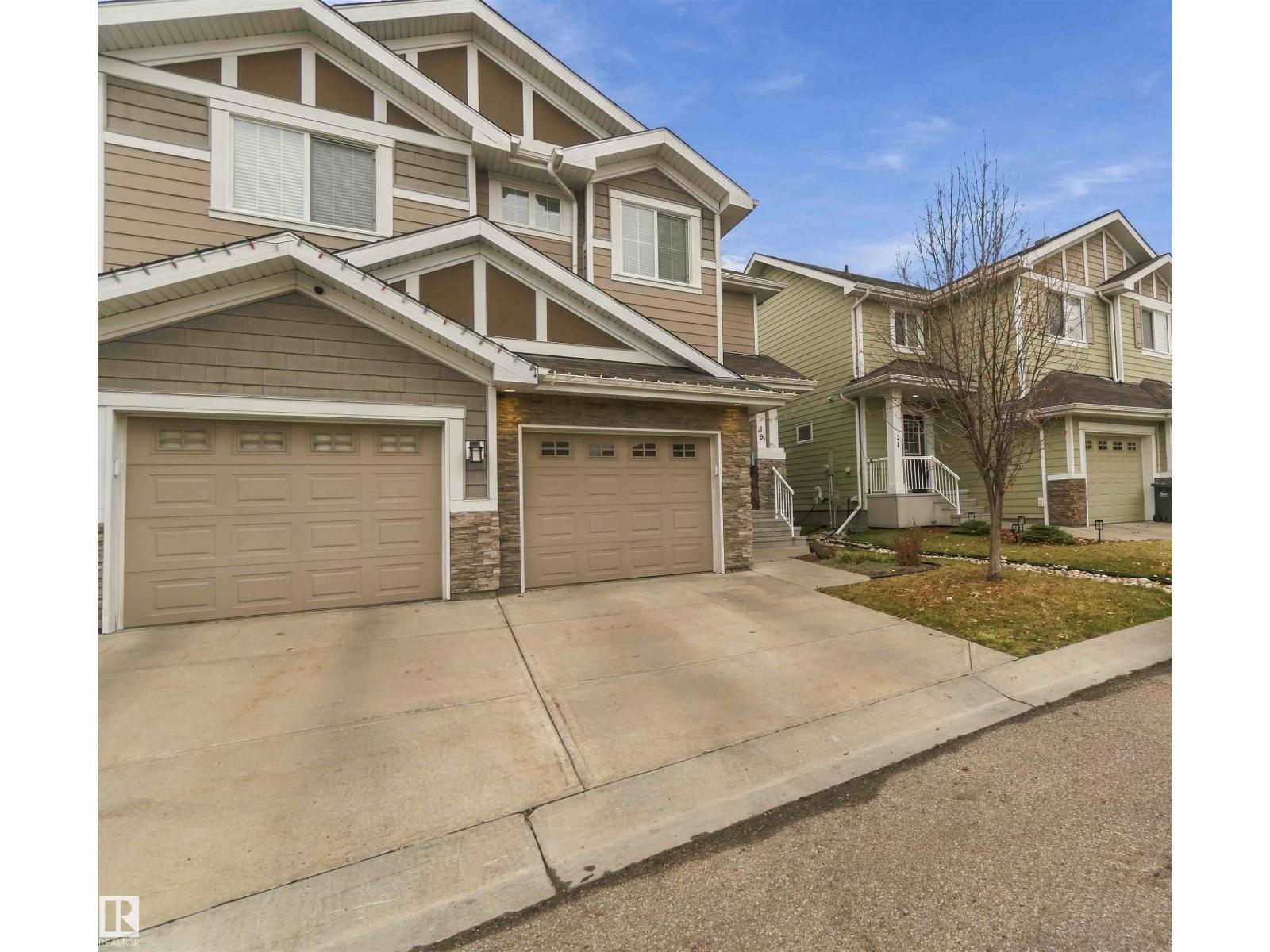 #19 219 CHARLOTTE WY