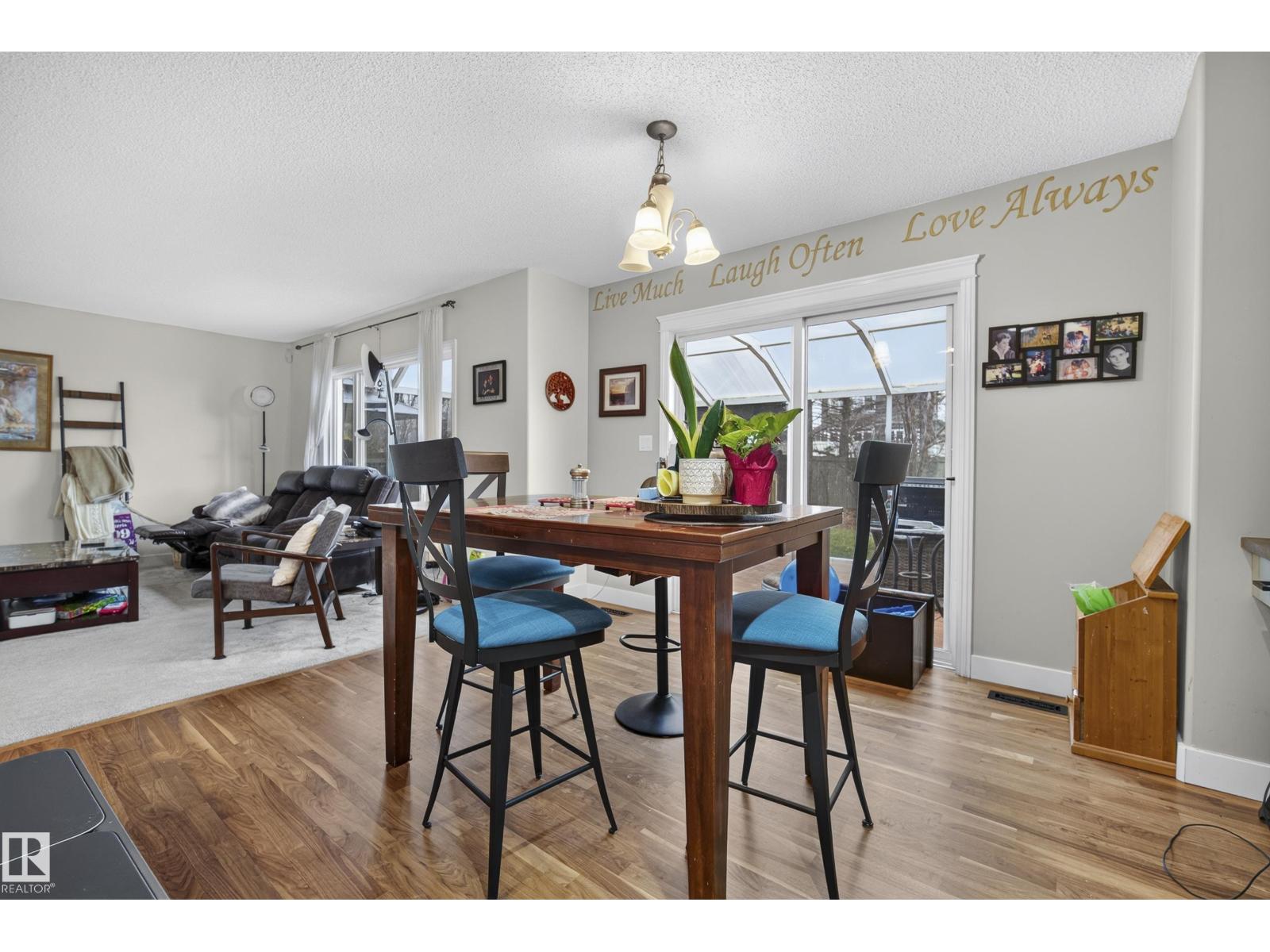 114 EASTGATE WY