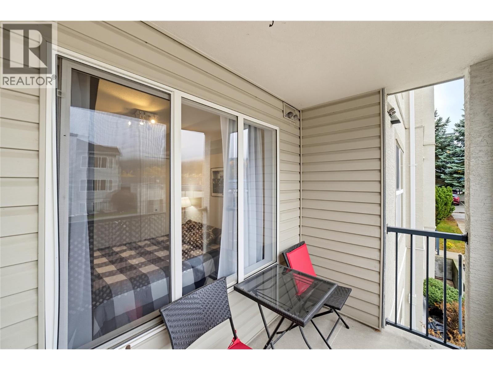 640 3 Street SW Unit# 208, Salmon Arm, British Columbia  V1E 2R3 - Photo 6 - 10404665