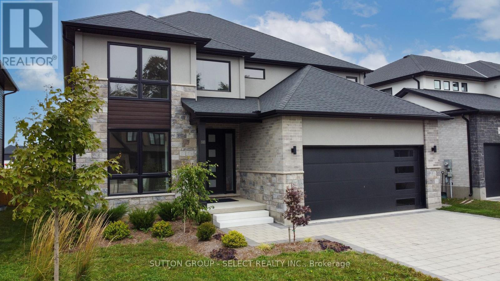 88 OPTIMIST DRIVE, Southwold, Ontario