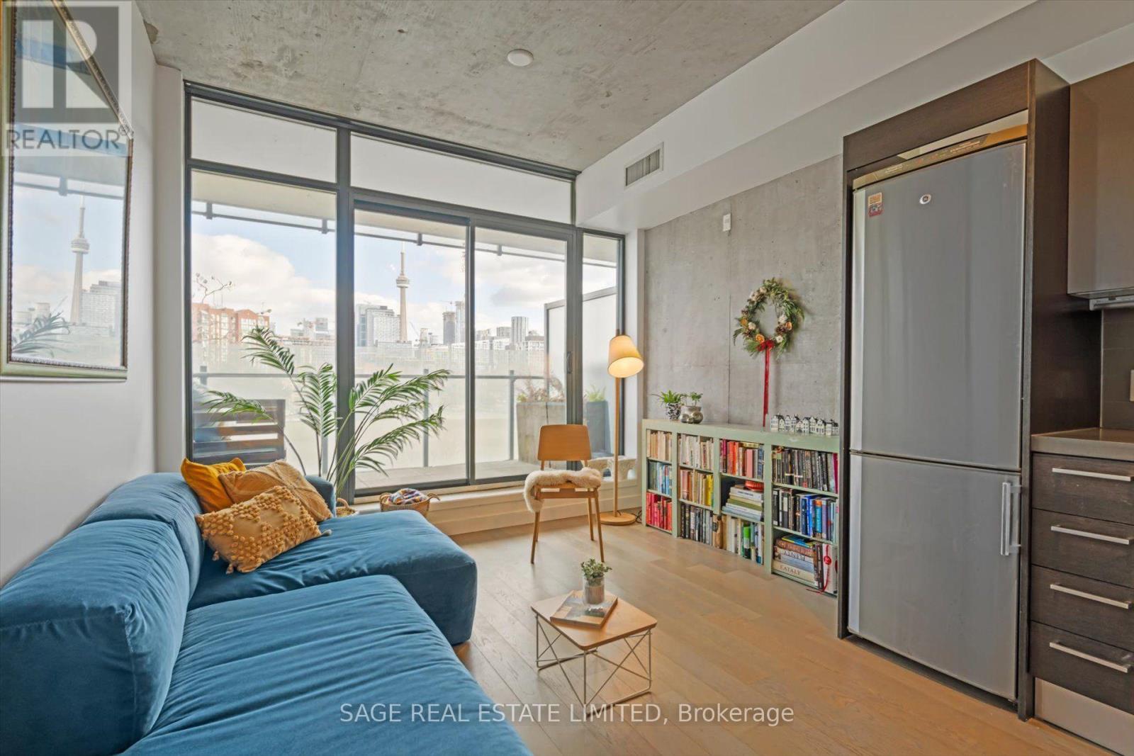 302 - 25 STAFFORD STREET, Toronto, Ontario