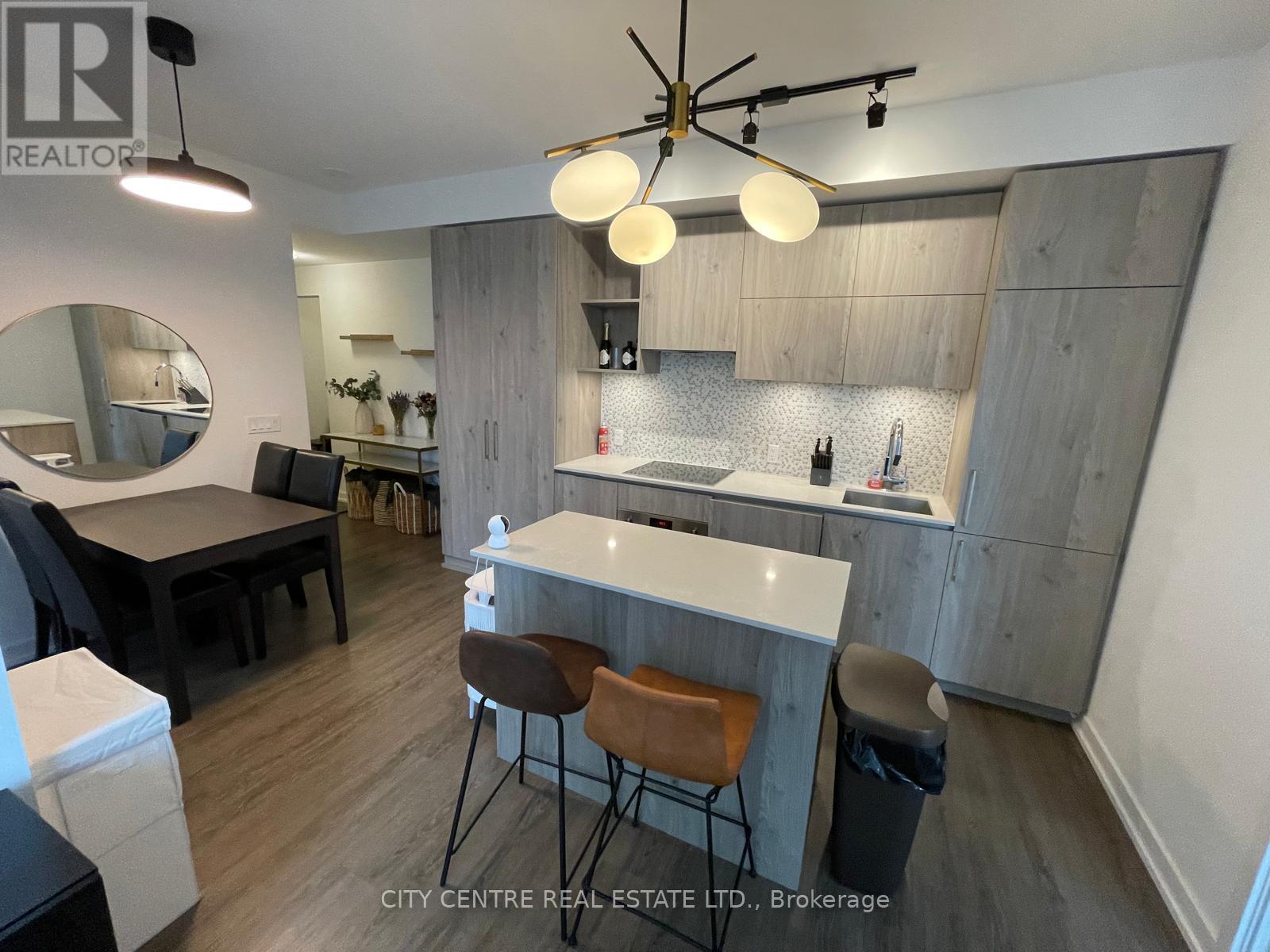 1602 - 1 YORKVILLE AVENUE, Toronto, Ontario
