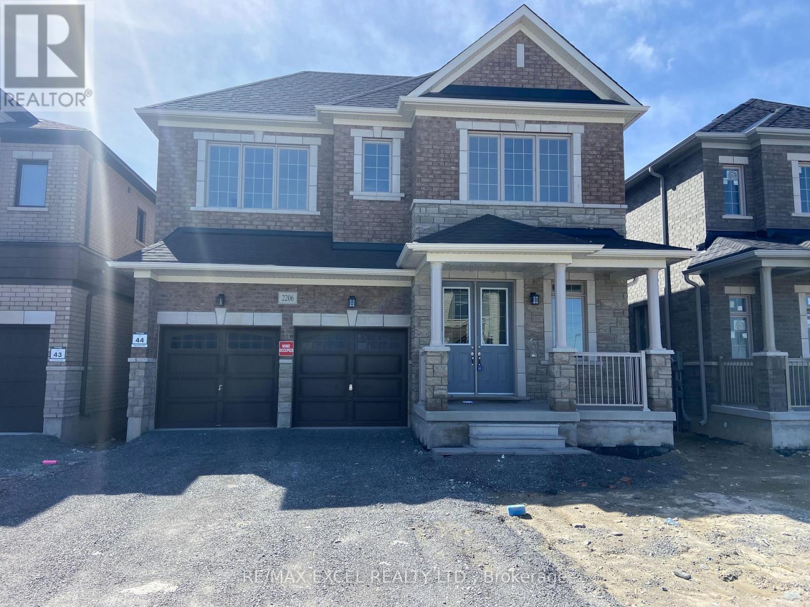 2206 CAYENNE STREET, Oshawa, Ontario