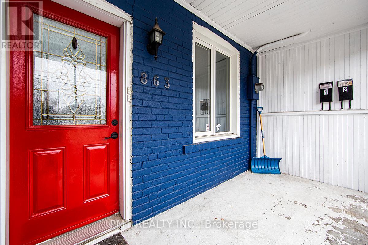 Main - 863 Pape Avenue, Toronto, Ontario  M4K 3T7 - Photo 1 - E14125402