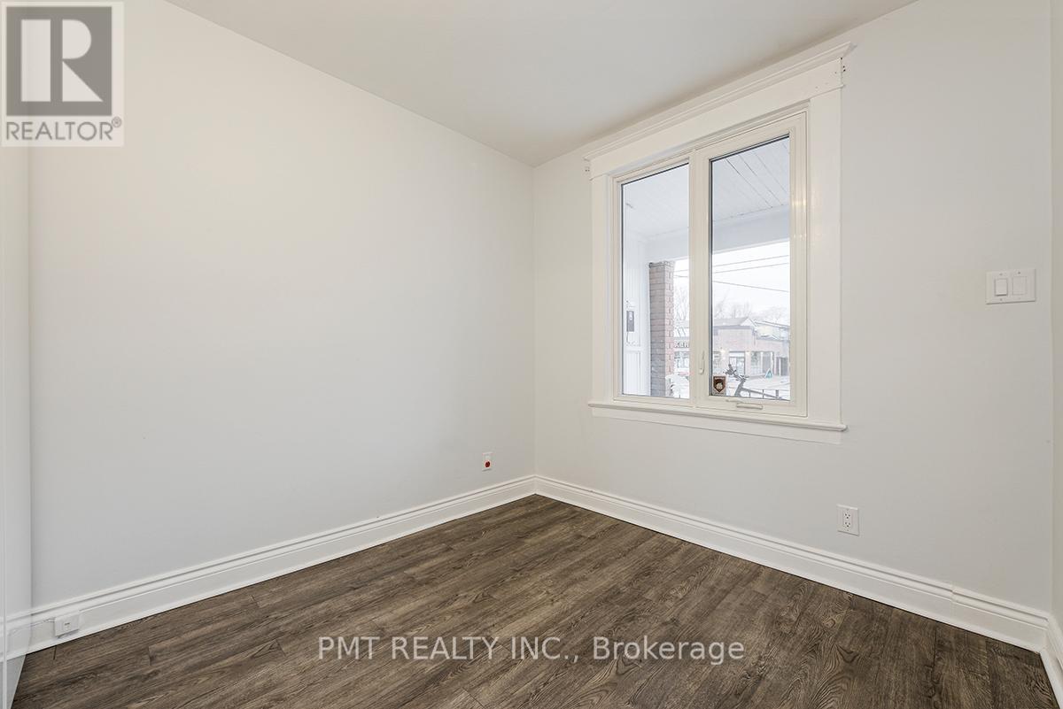 Main - 863 Pape Avenue, Toronto, Ontario  M4K 3T7 - Photo 10 - E14125402