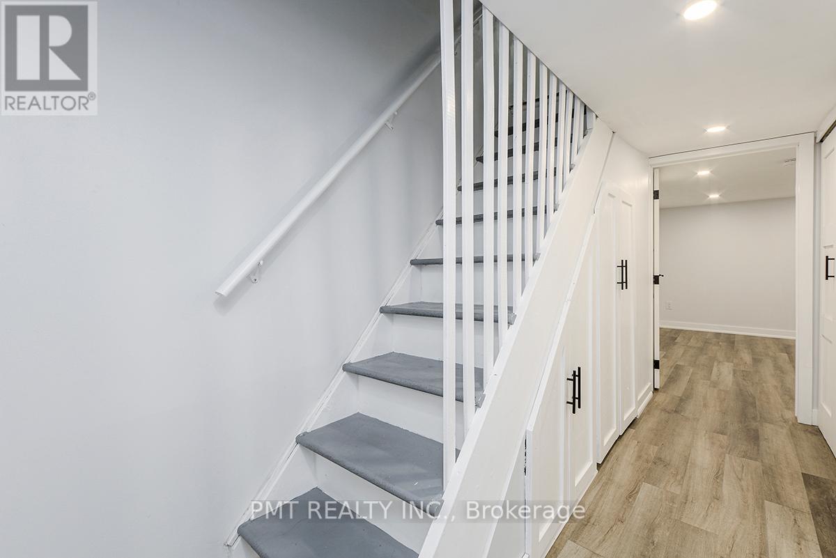 Main - 863 Pape Avenue, Toronto, Ontario  M4K 3T7 - Photo 12 - E14125402