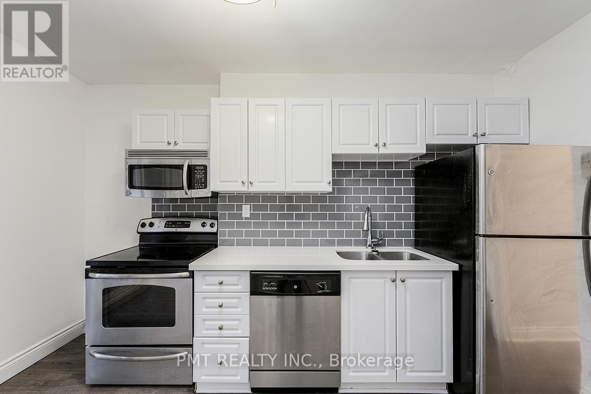 Main - 863 Pape Avenue, Toronto, Ontario  M4K 3T7 - Photo 3 - E14125402