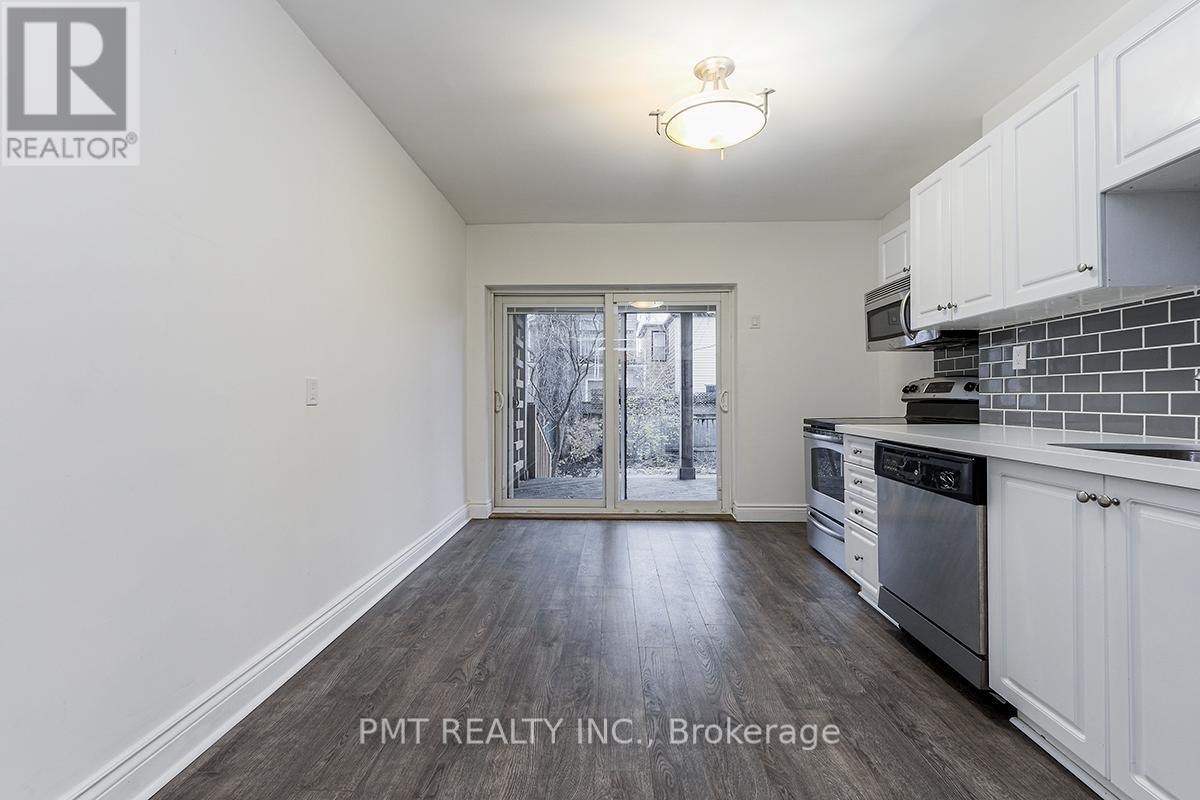 Main - 863 Pape Avenue, Toronto, Ontario  M4K 3T7 - Photo 4 - E14125402