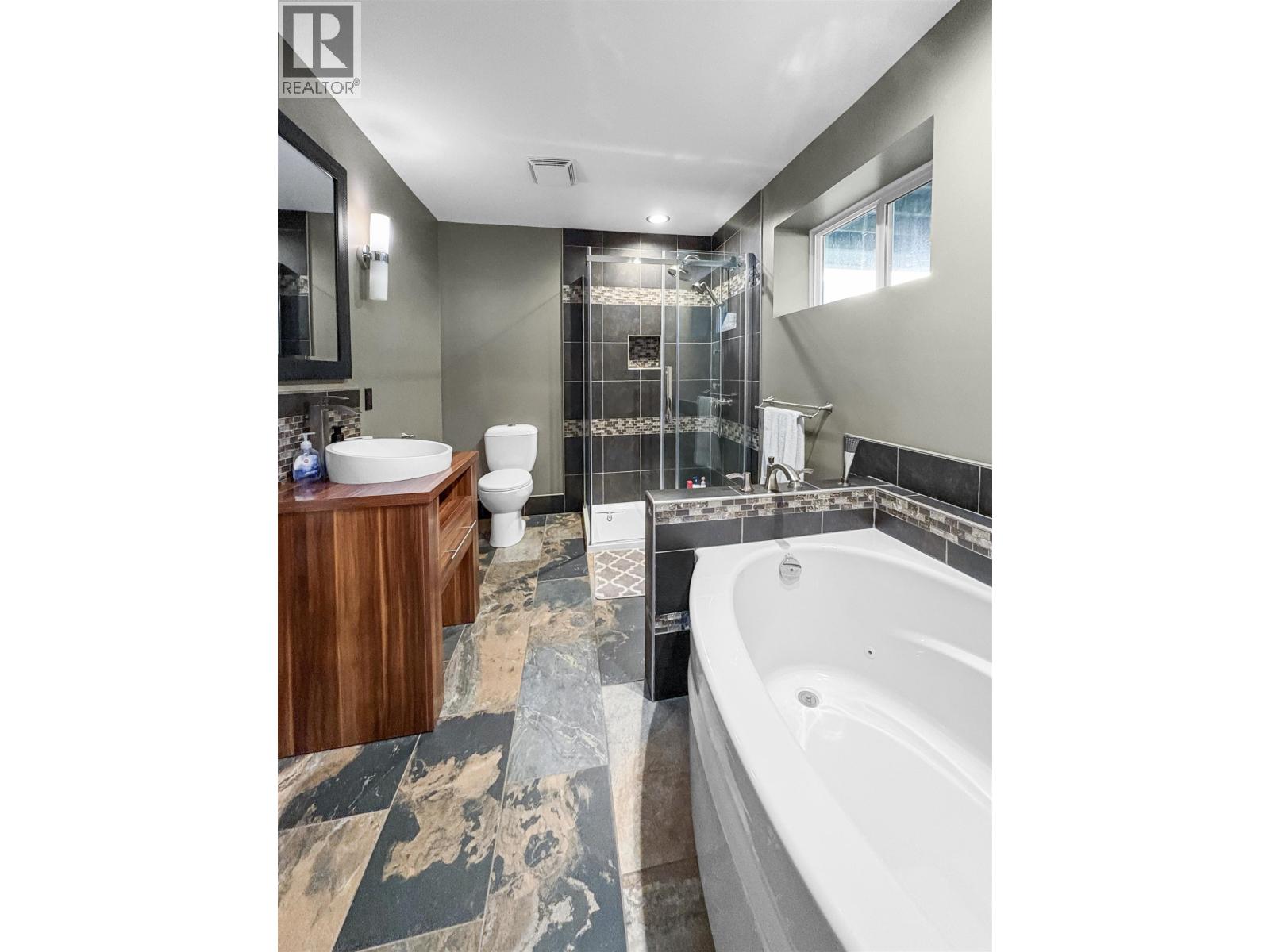 40 Davy Crescent, Kitimat, British Columbia  V8C 1C5 - Photo 17 - R3178546