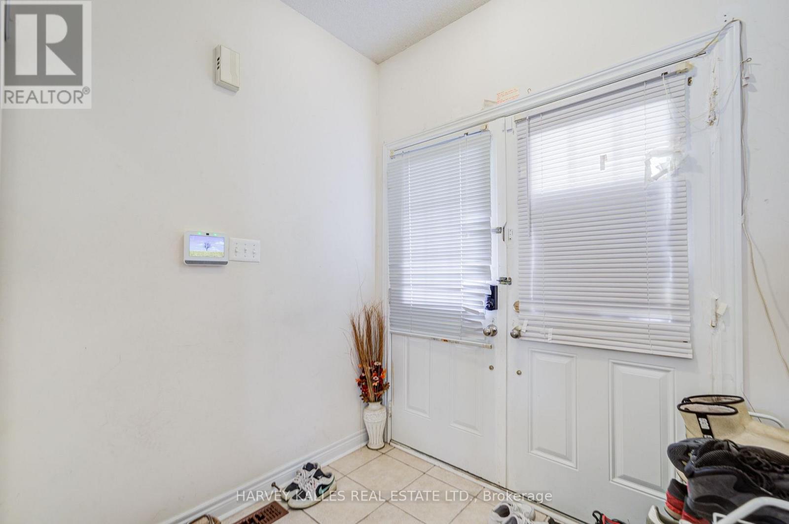 79 Lahore Crescent, Markham, Ontario  L3S 0A6 - Photo 3 - N14125458