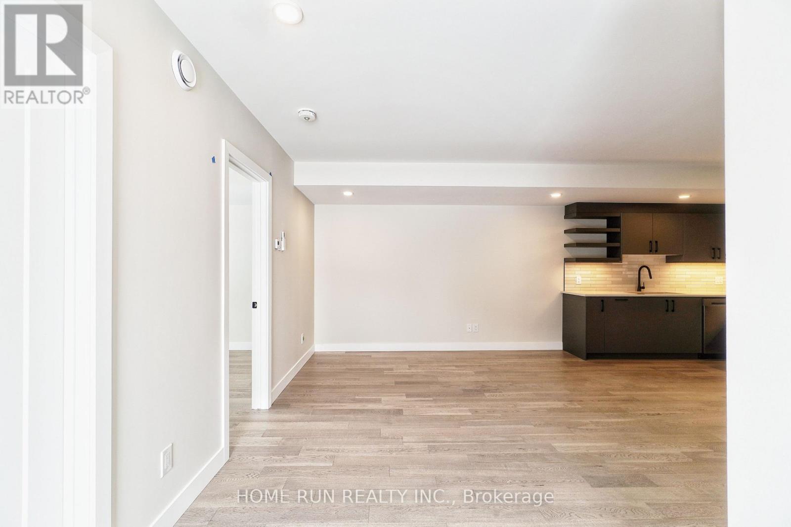 B - 146 Orr Farm Way, Ottawa, Ontario K2K 0R1 - Photo 2 - X14125314