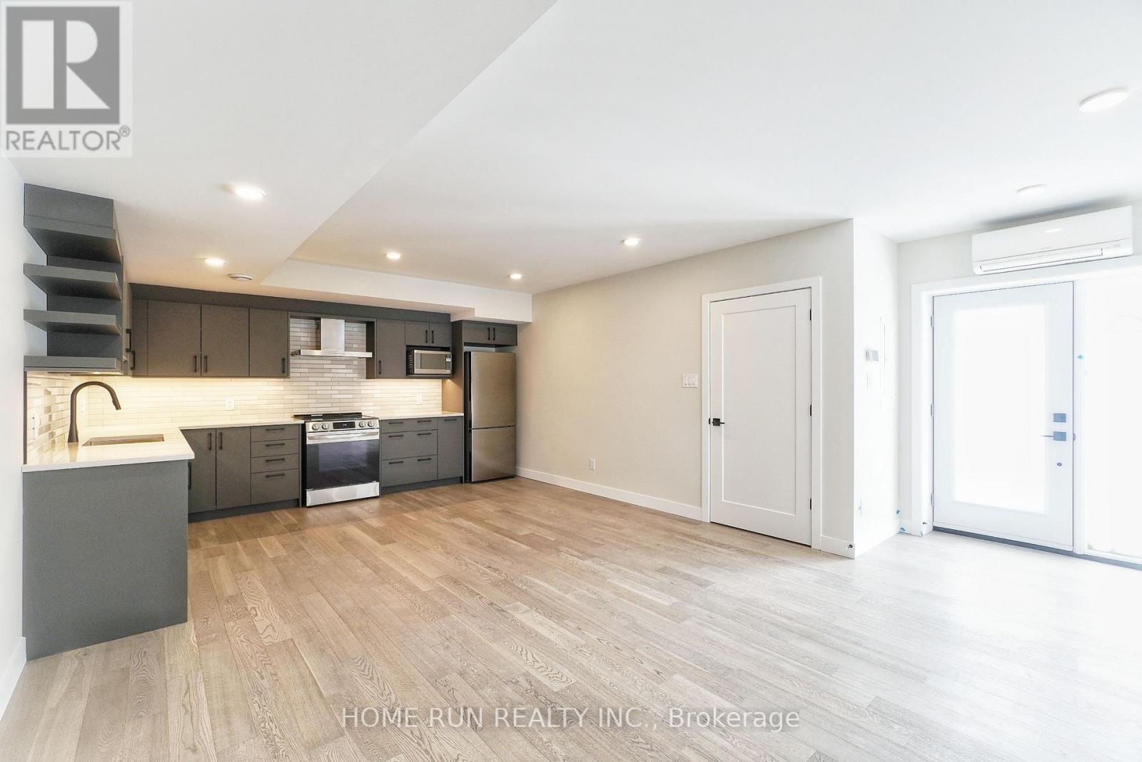 B - 146 Orr Farm Way, Ottawa, Ontario K2K 0R1 - Photo 3 - X14125314