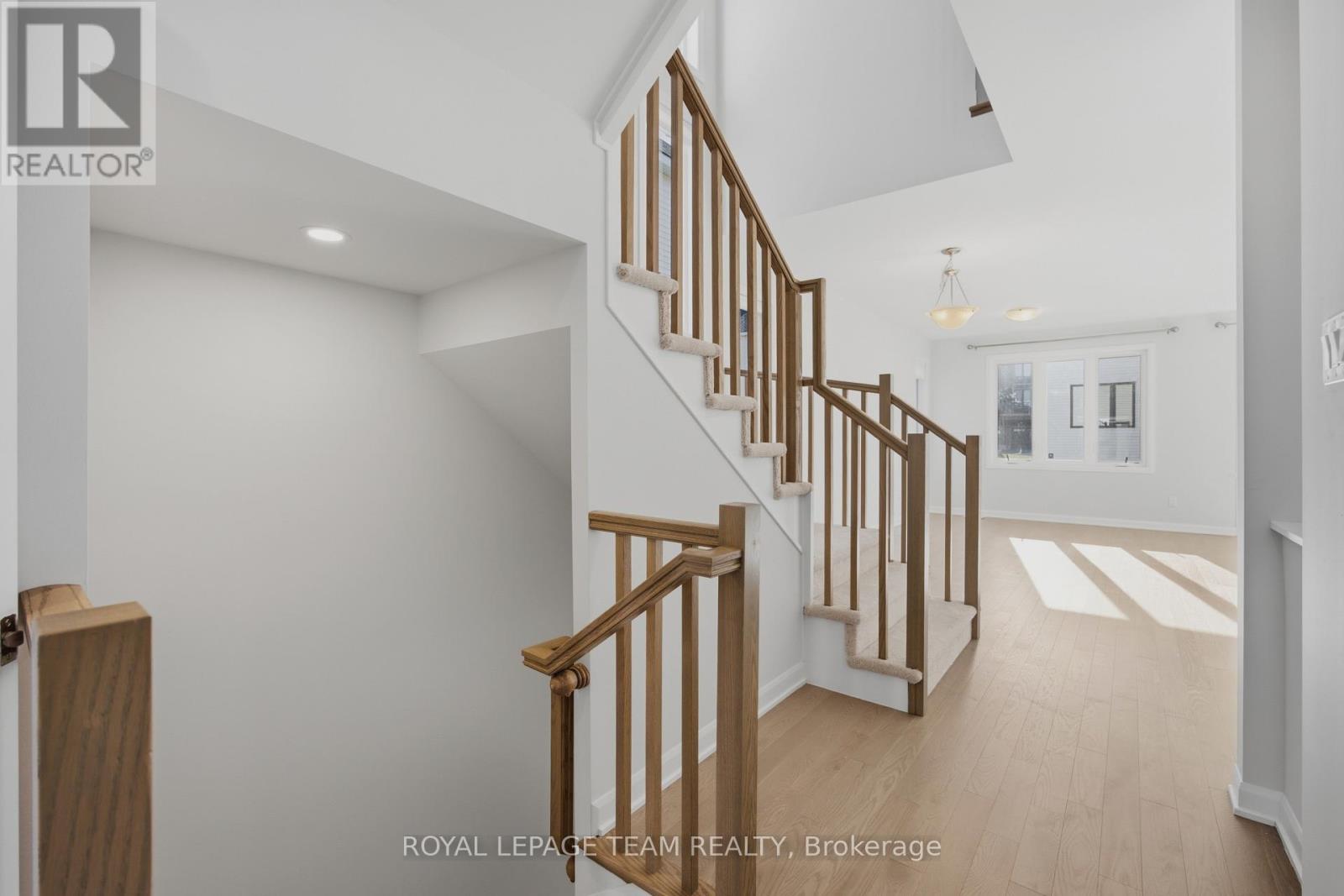 949 Locomotion Lane, Ottawa, Ontario K2V 0V4 - Photo 5 - X14125356