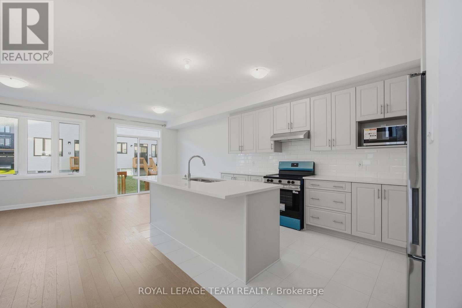 949 Locomotion Lane, Ottawa, Ontario K2V 0V4 - Photo 7 - X14125356