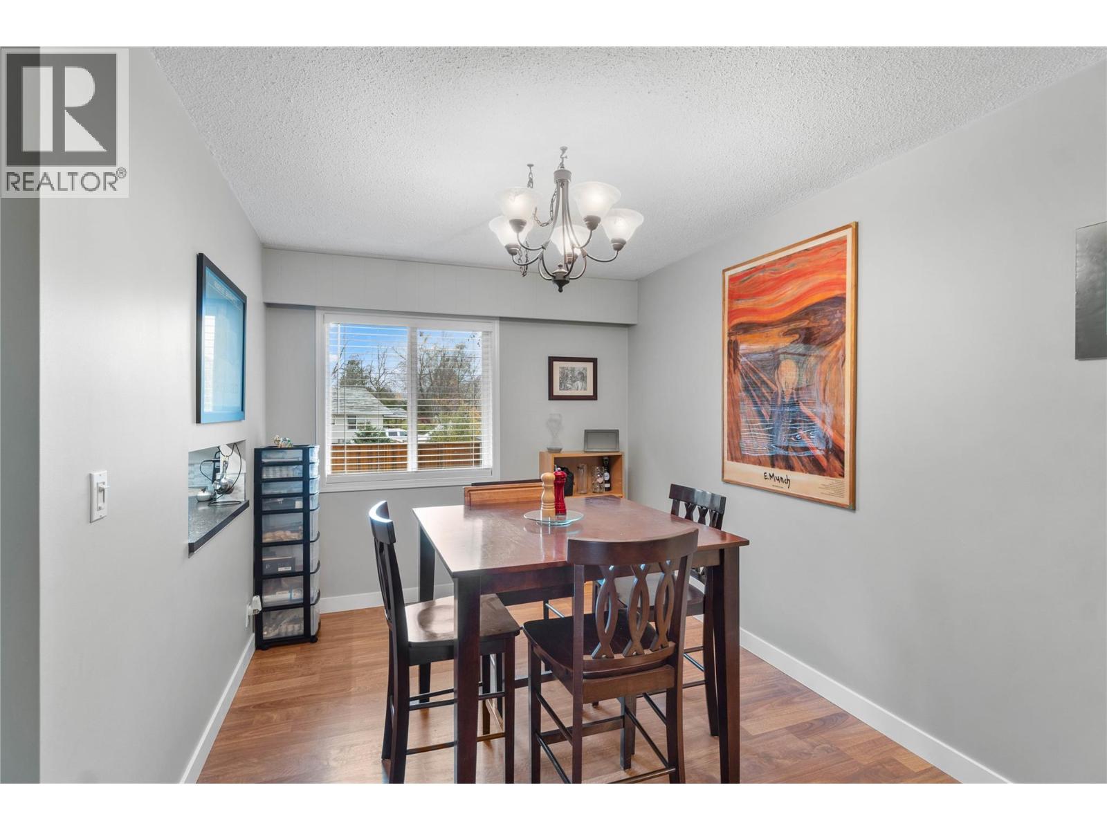 695 Steinke Place, Kamloops, British Columbia  V2B 7L7 - Photo 4 - 10403706