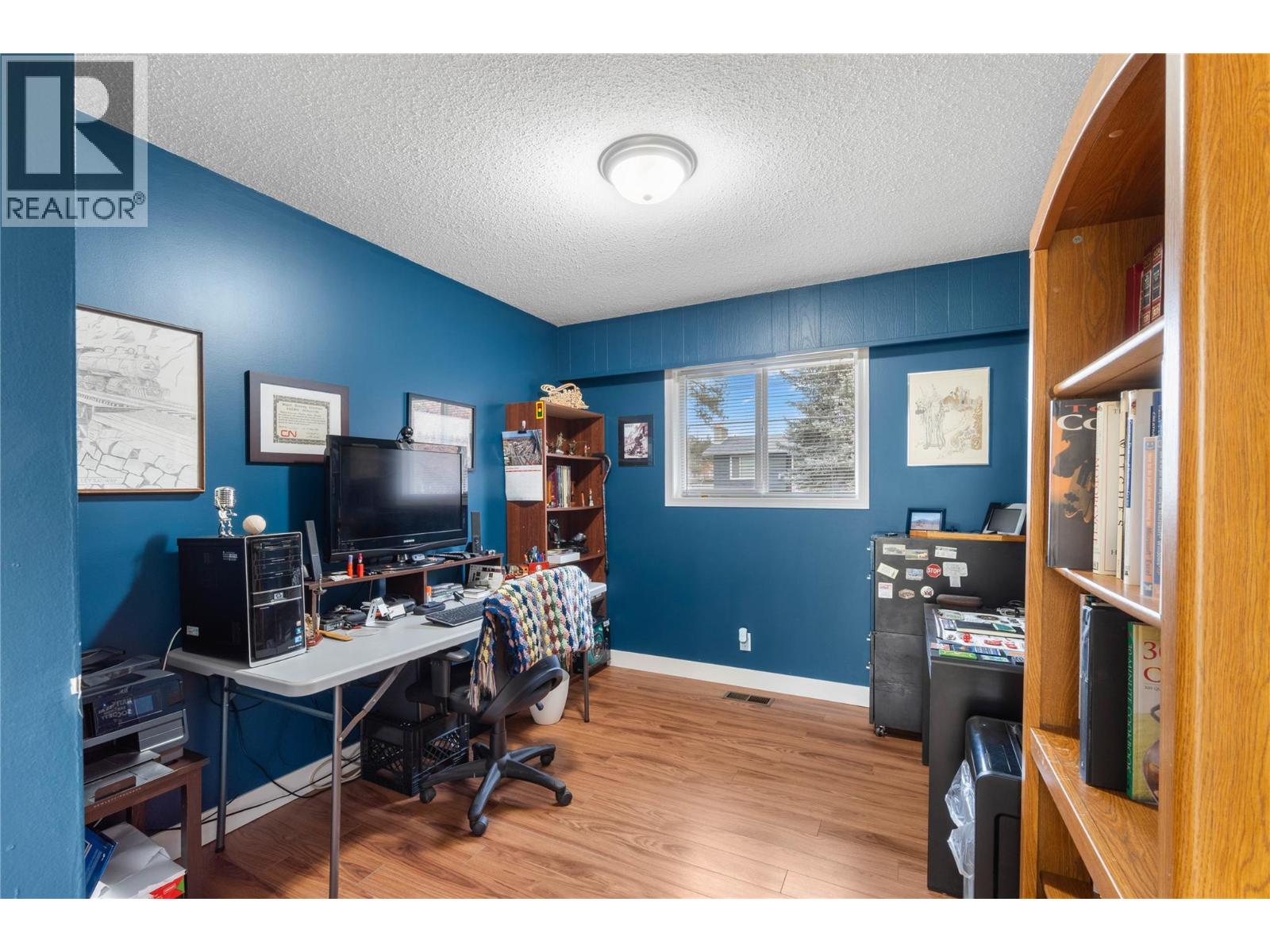 695 Steinke Place, Kamloops, British Columbia  V2B 7L7 - Photo 14 - 10403706