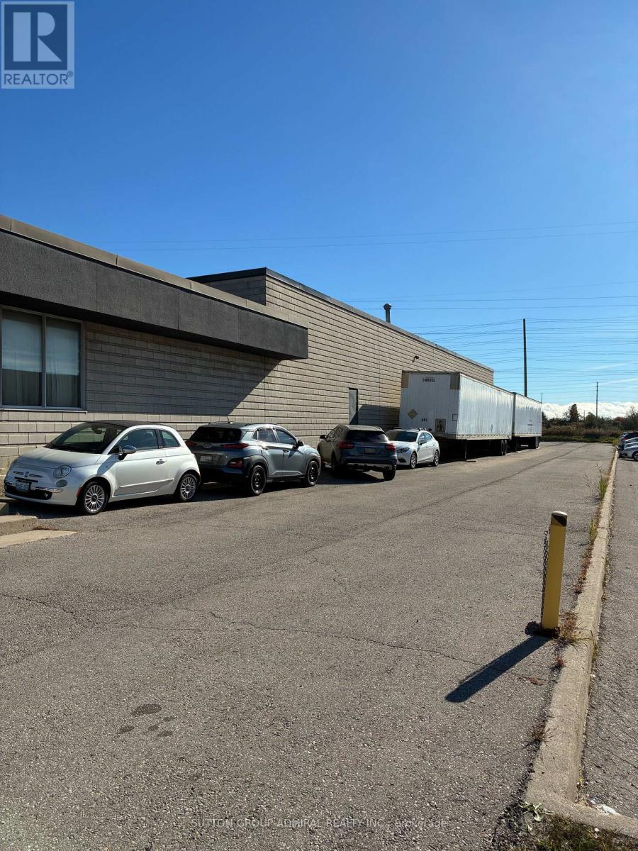 1160 Fewster Drive, Mississauga, Ontario  L4W 1A1 - Photo 2 - W14125478