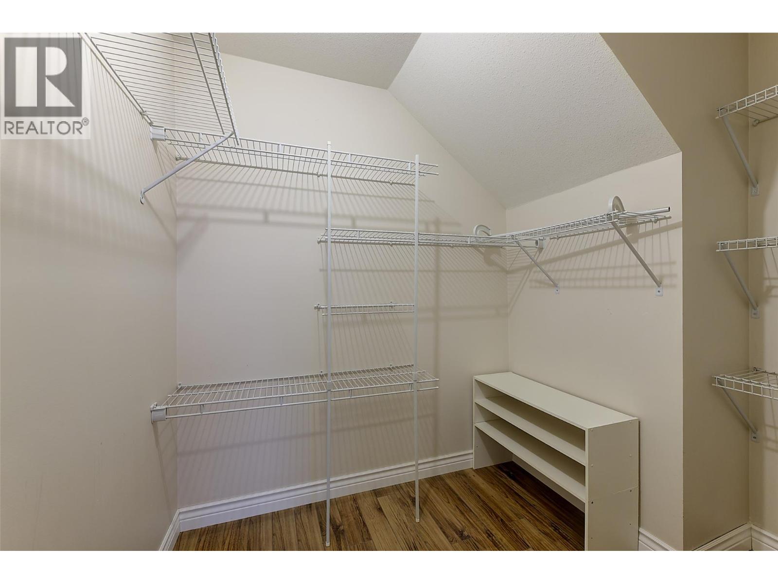 2460 Sexsmith Road, Kelowna, British Columbia  V1V 2E9 - Photo 45 - 10404658