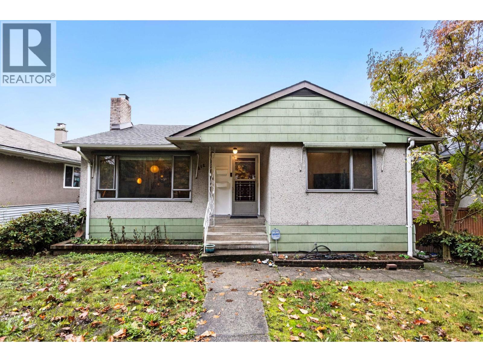 512 GARRETT STREET, New Westminster, British Columbia