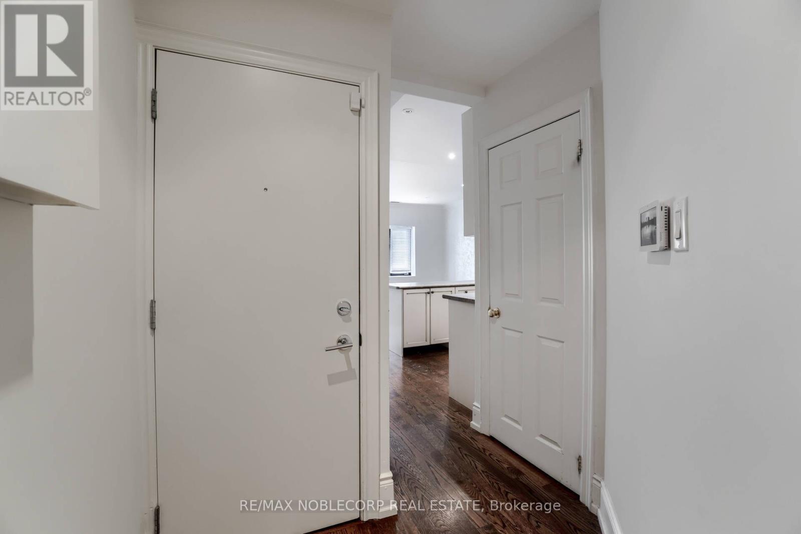 Upper A - 623 Mount Pleasant Road, Toronto, Ontario  M4S 2M9 - Photo 12 - C14125588