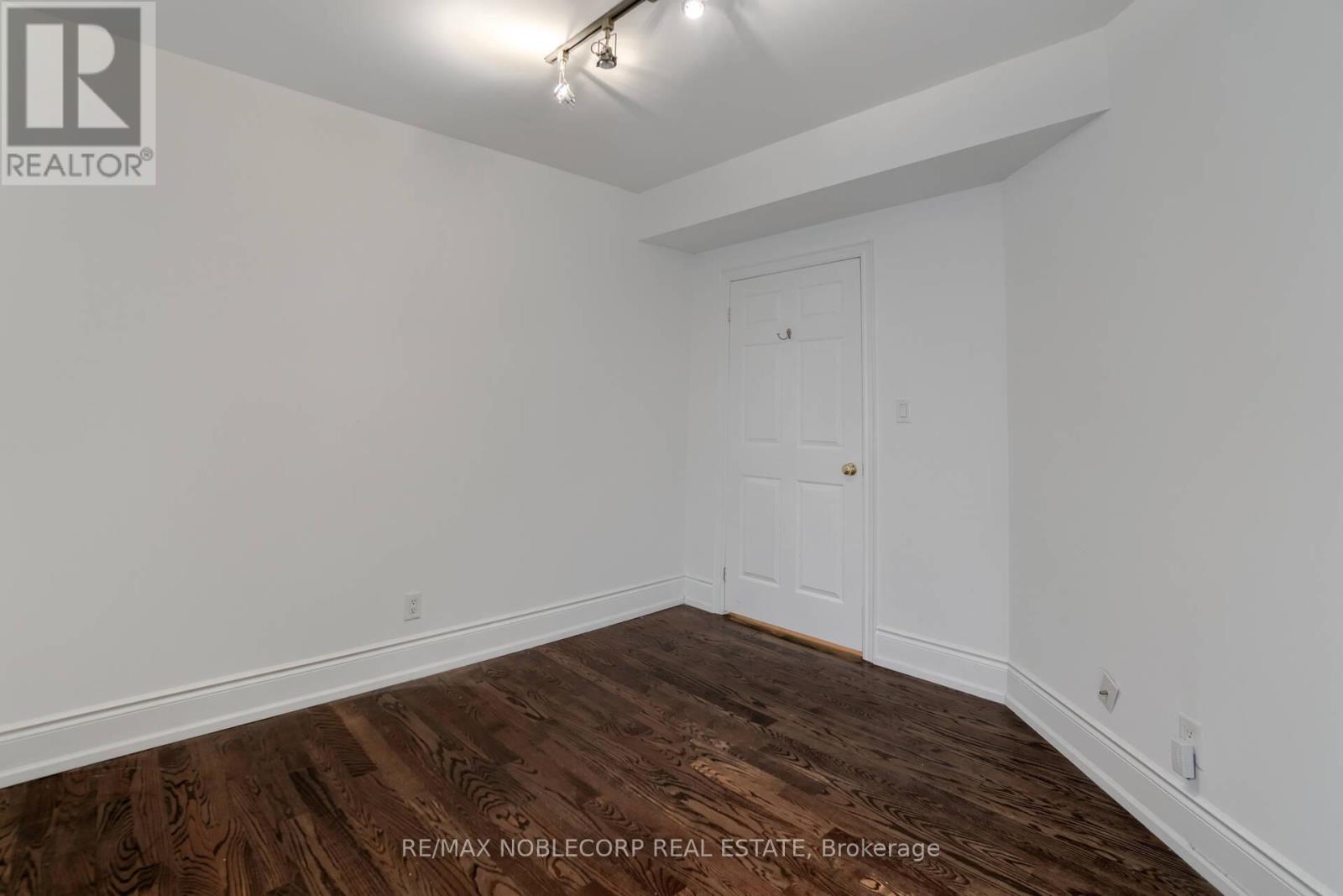 Upper A - 623 Mount Pleasant Road, Toronto, Ontario  M4S 2M9 - Photo 15 - C14125588