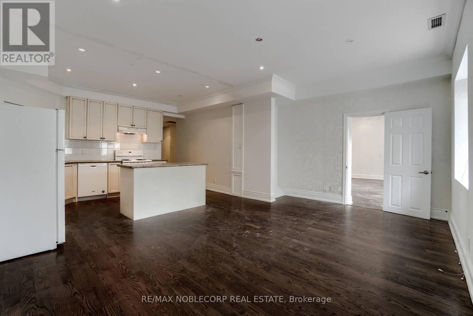 Upper A - 623 Mount Pleasant Road, Toronto, Ontario  M4S 2M9 - Photo 7 - C14125588