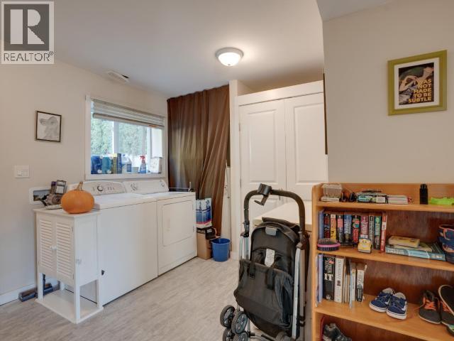 6280 King Ave, Powell River, British Columbia  V8A 4X4 - Photo 39 - 20305