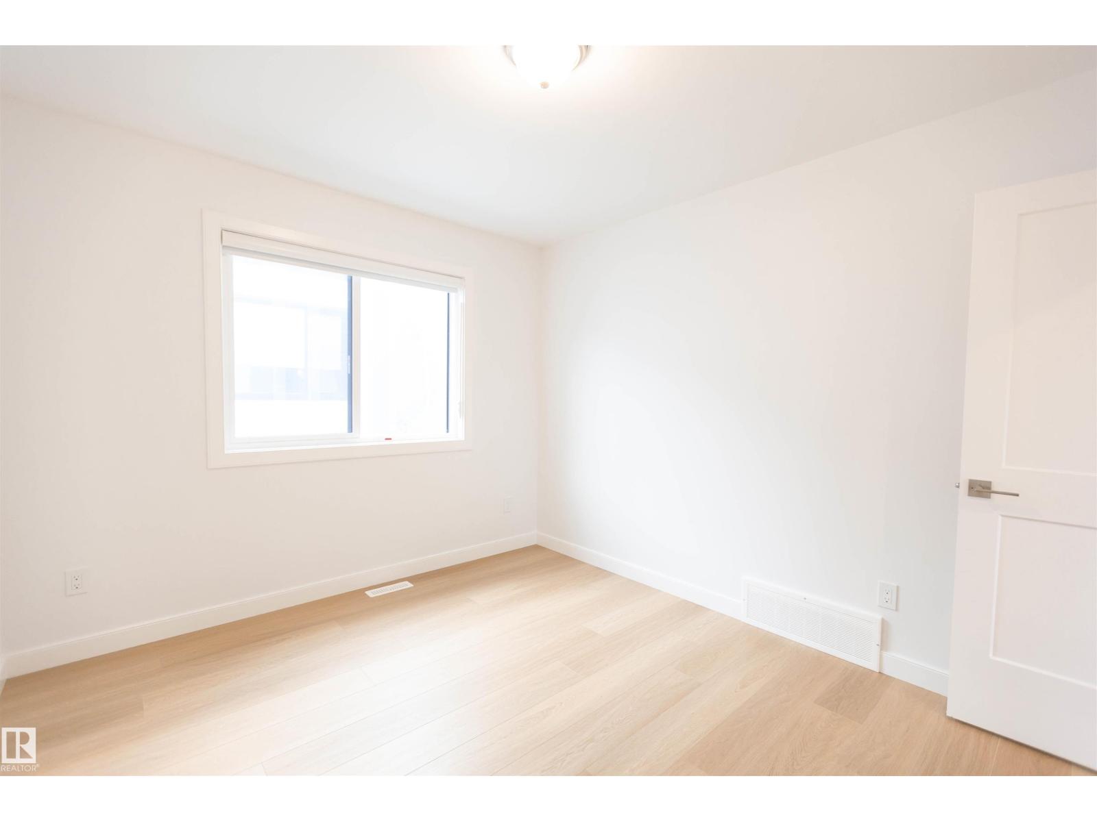 7927 112S AV NW