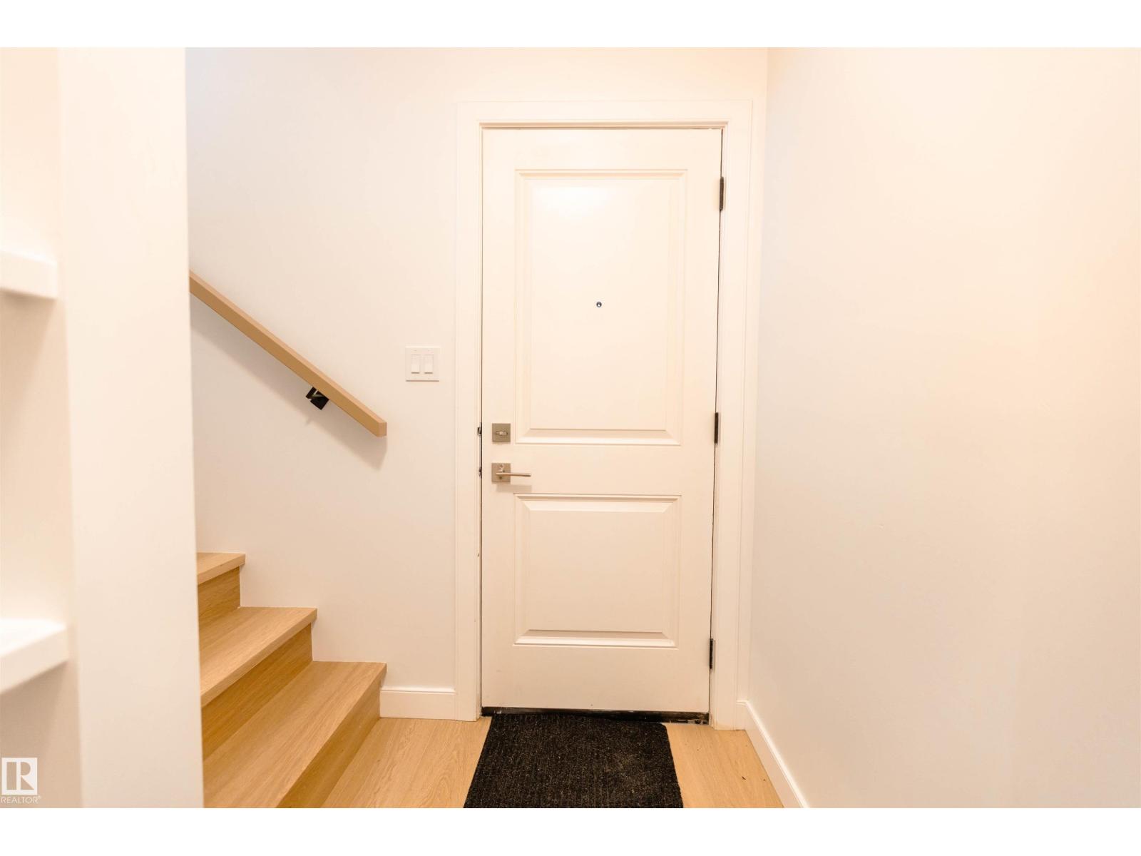 7927 112S AV NW