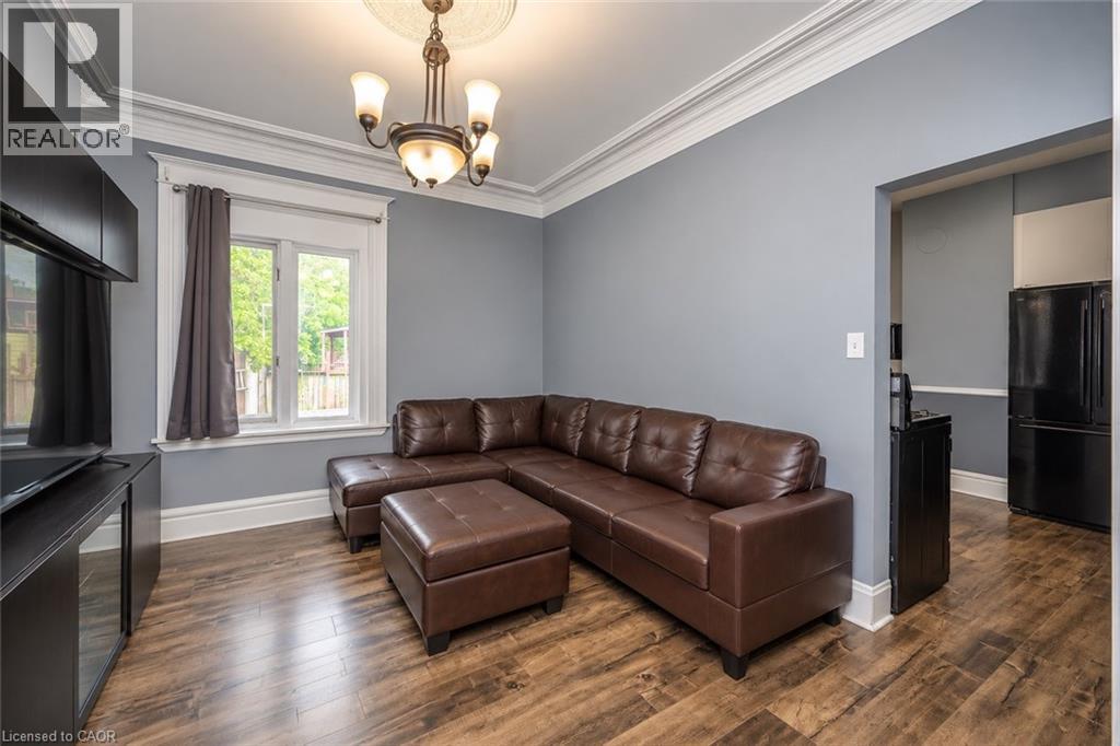 372 Beach Road, Hamilton, Ontario  L8H 3K5 - Photo 12 - 40873847
