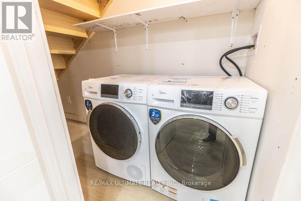 33 Flindon Road, Toronto, Ontario  M6M 1J1 - Photo 47 - W14125560