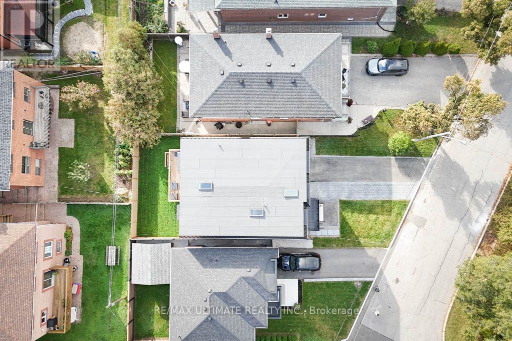33 Flindon Road, Toronto, Ontario  M6M 1J1 - Photo 49 - W14125560