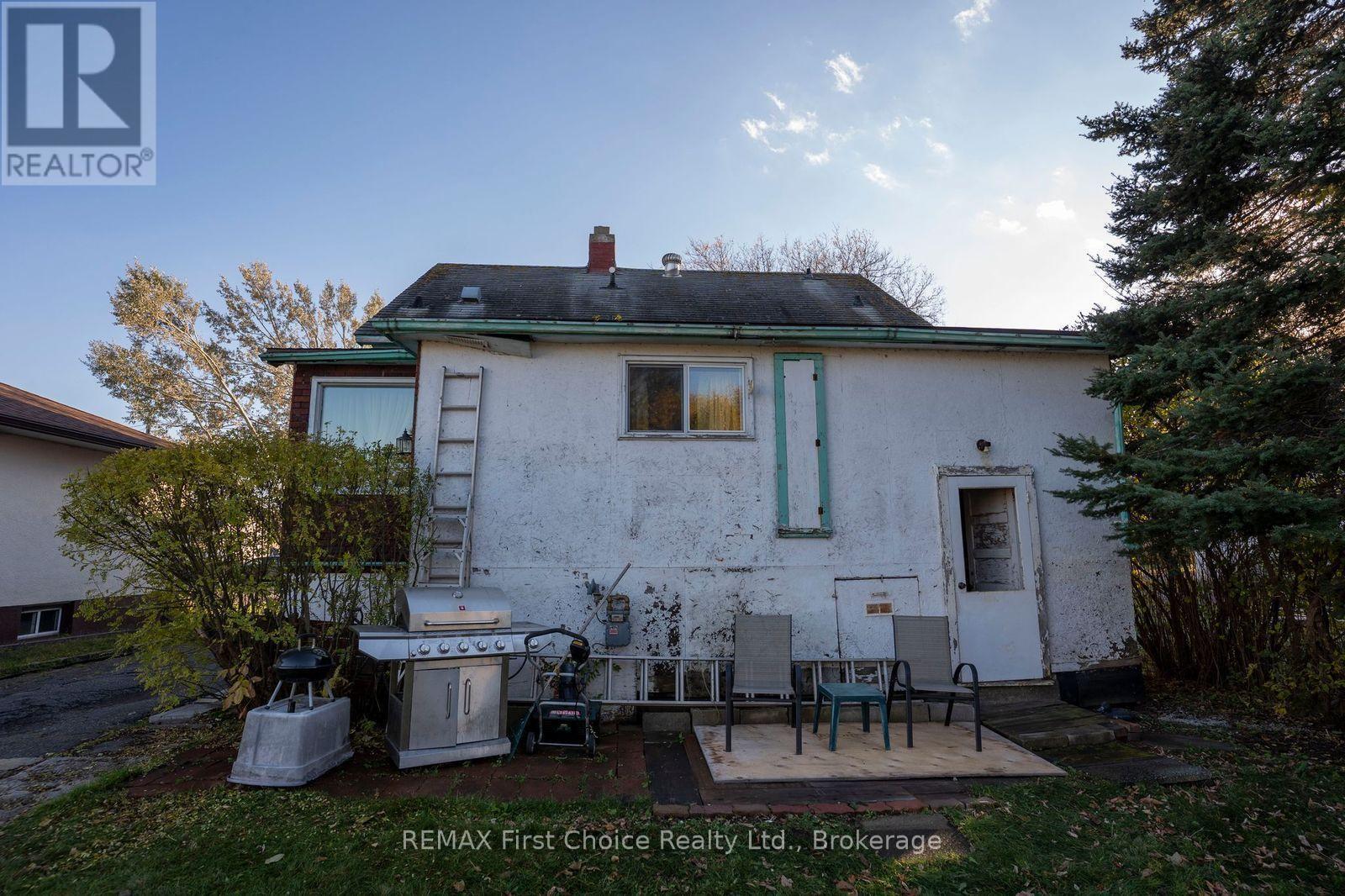 372 Inchiquin Street, Thunder Bay, Ontario  P7B 2L6 - Photo 41 - X14122468