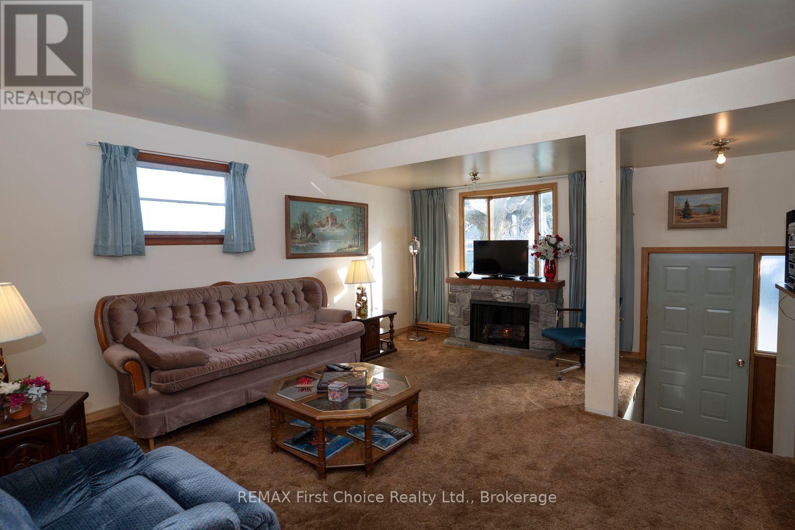 372 Inchiquin Street, Thunder Bay, Ontario  P7B 2L6 - Photo 8 - X14122468