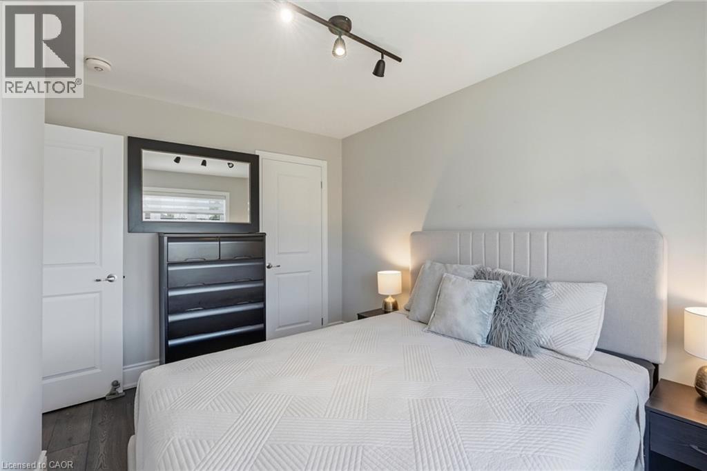 77 Borers Creek Circle, Waterdown, Ontario  L8B 1W3 - Photo 38 - 40869998