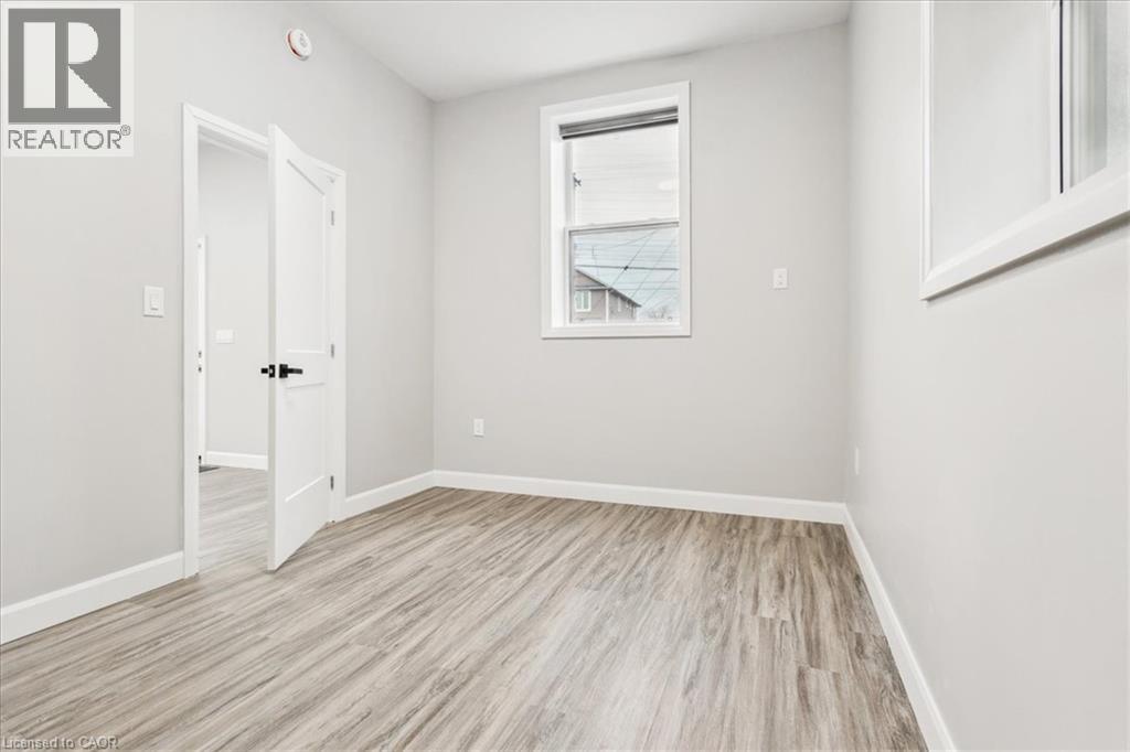 800 Beach Boulevard Unit# 2, Hamilton, Ontario  L8H 6Z3 - Photo 19 - 40874330