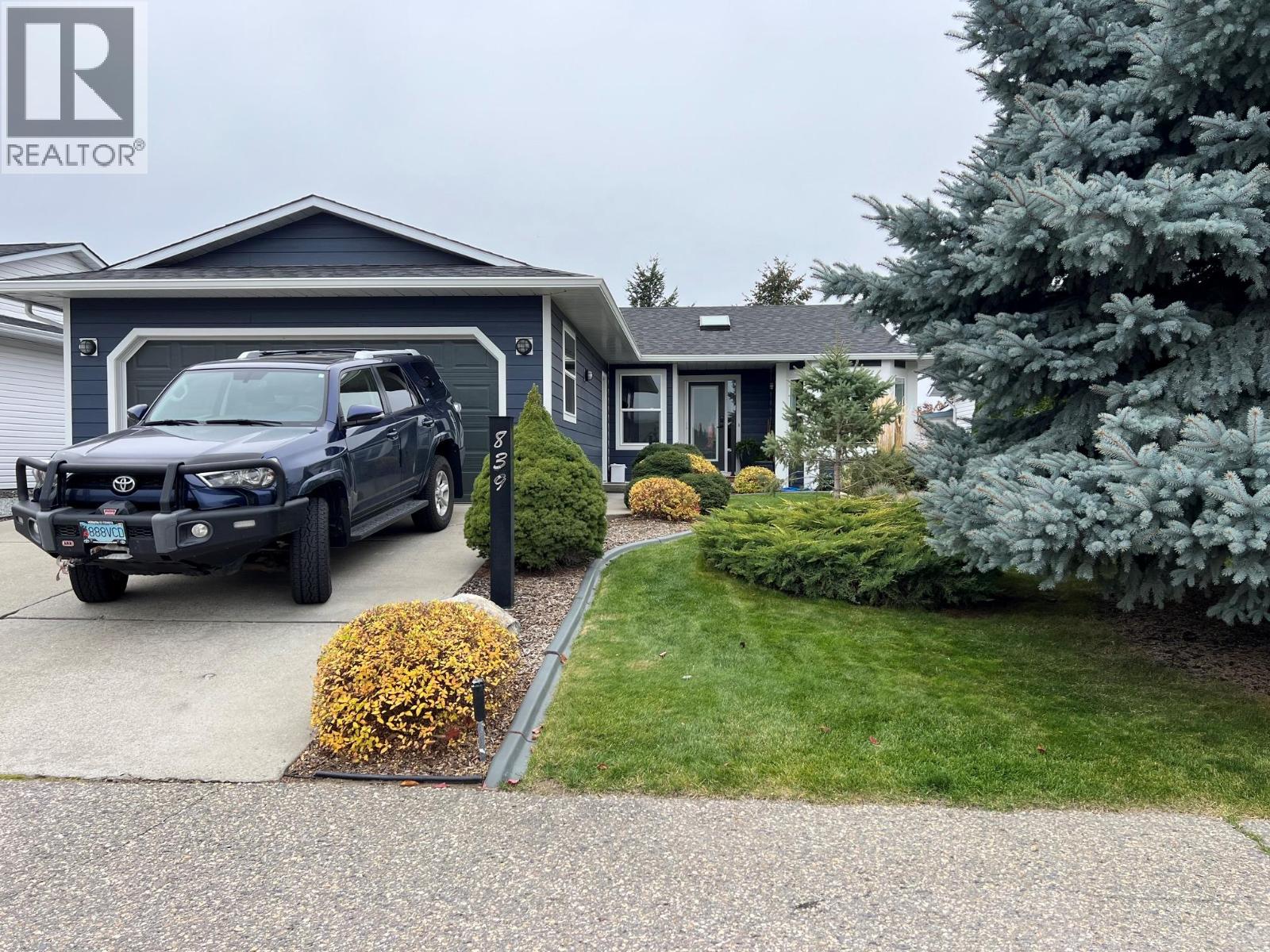 839 8th Avenue, Vernon, British Columbia  V1H 1Z1 - Photo 2 - 10402041