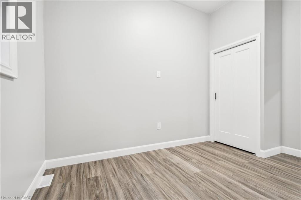 800 Beach Boulevard Unit# 2, Hamilton, Ontario  L8H 6Z3 - Photo 23 - 40874330