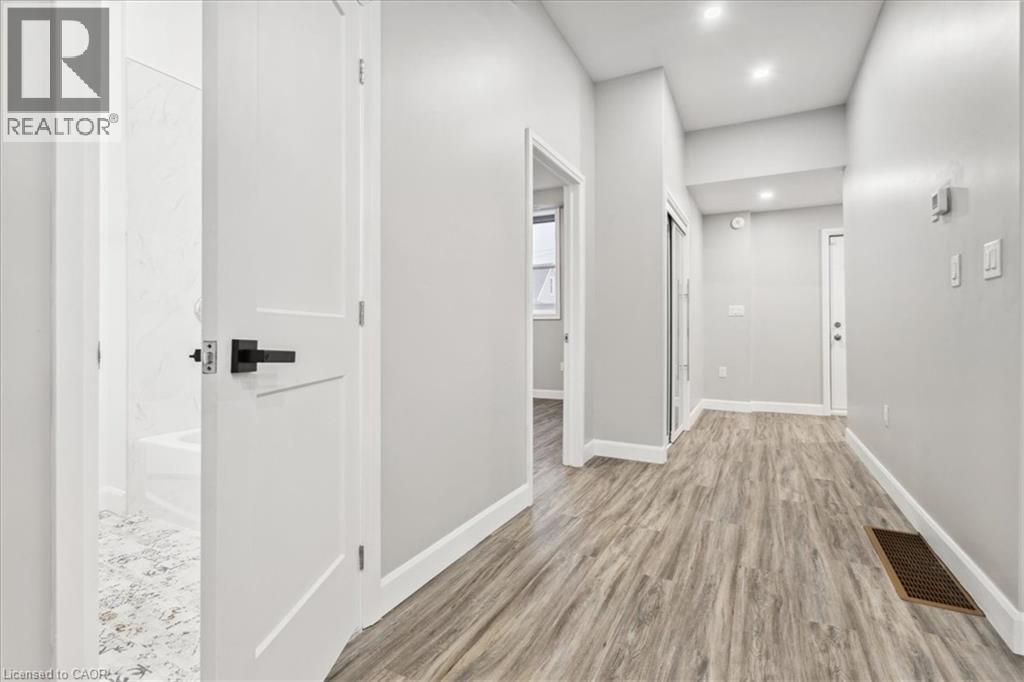 800 Beach Boulevard Unit# 2, Hamilton, Ontario  L8H 6Z3 - Photo 24 - 40874330