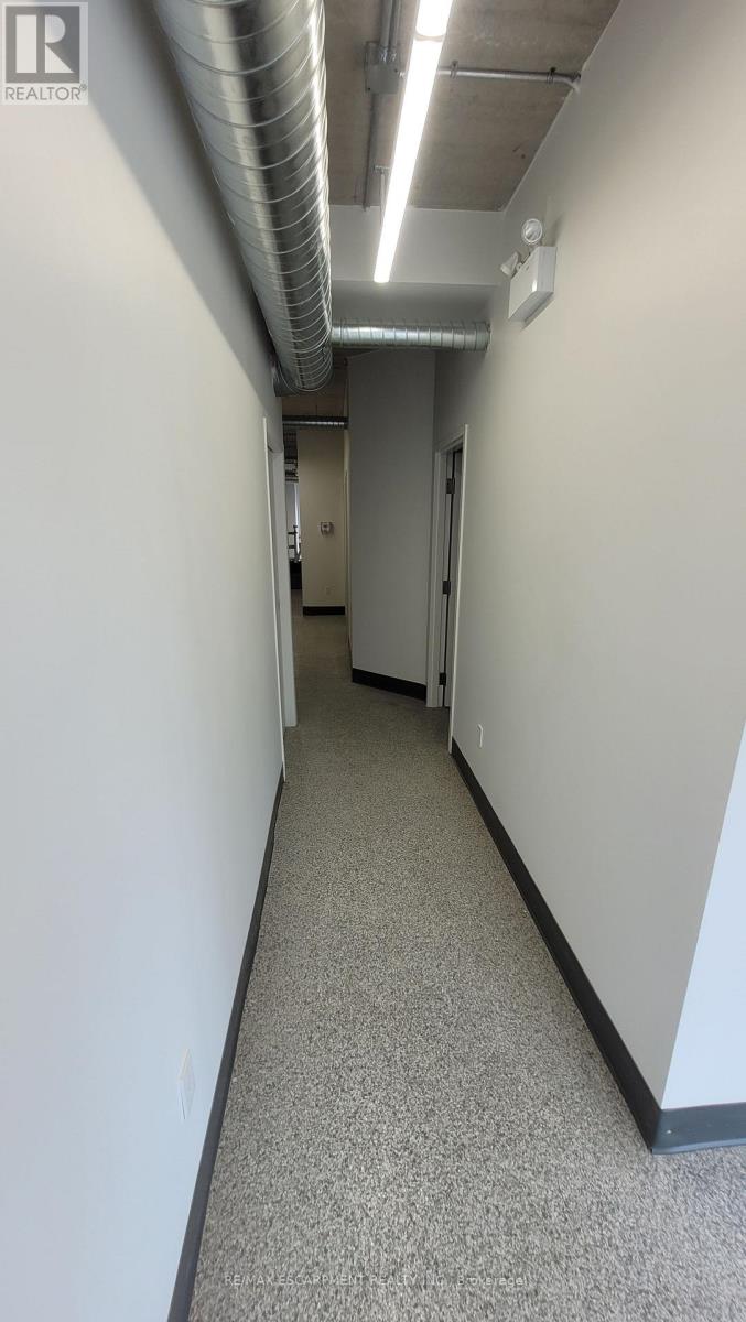 Office #1 - 120 Parkdale Avenue N, Hamilton, Ontario L8H 5W9 - Photo 7 - X12647016