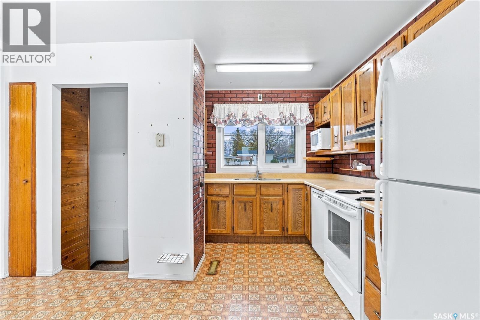 2711 Rusholme Road, Saskatoon, Saskatchewan  S7L 0H3 - Photo 9 - SK052148