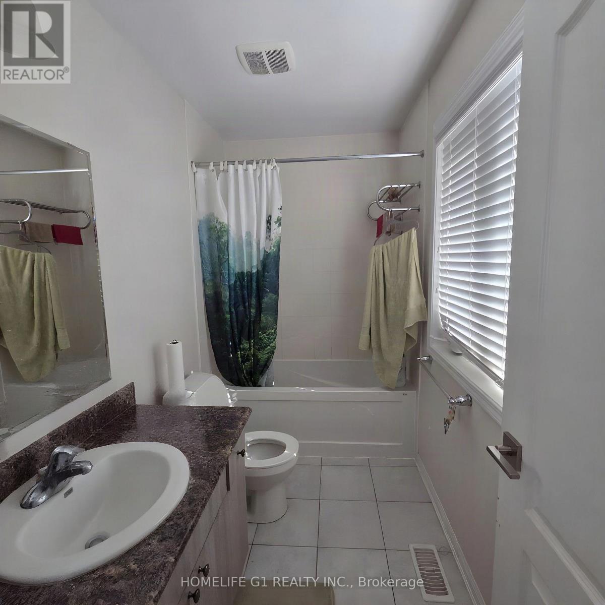 1703 Kalmar Avenue, Pickering (Duffin Heights), Ontario  L1X 0B3 - Photo 18 - E14125612