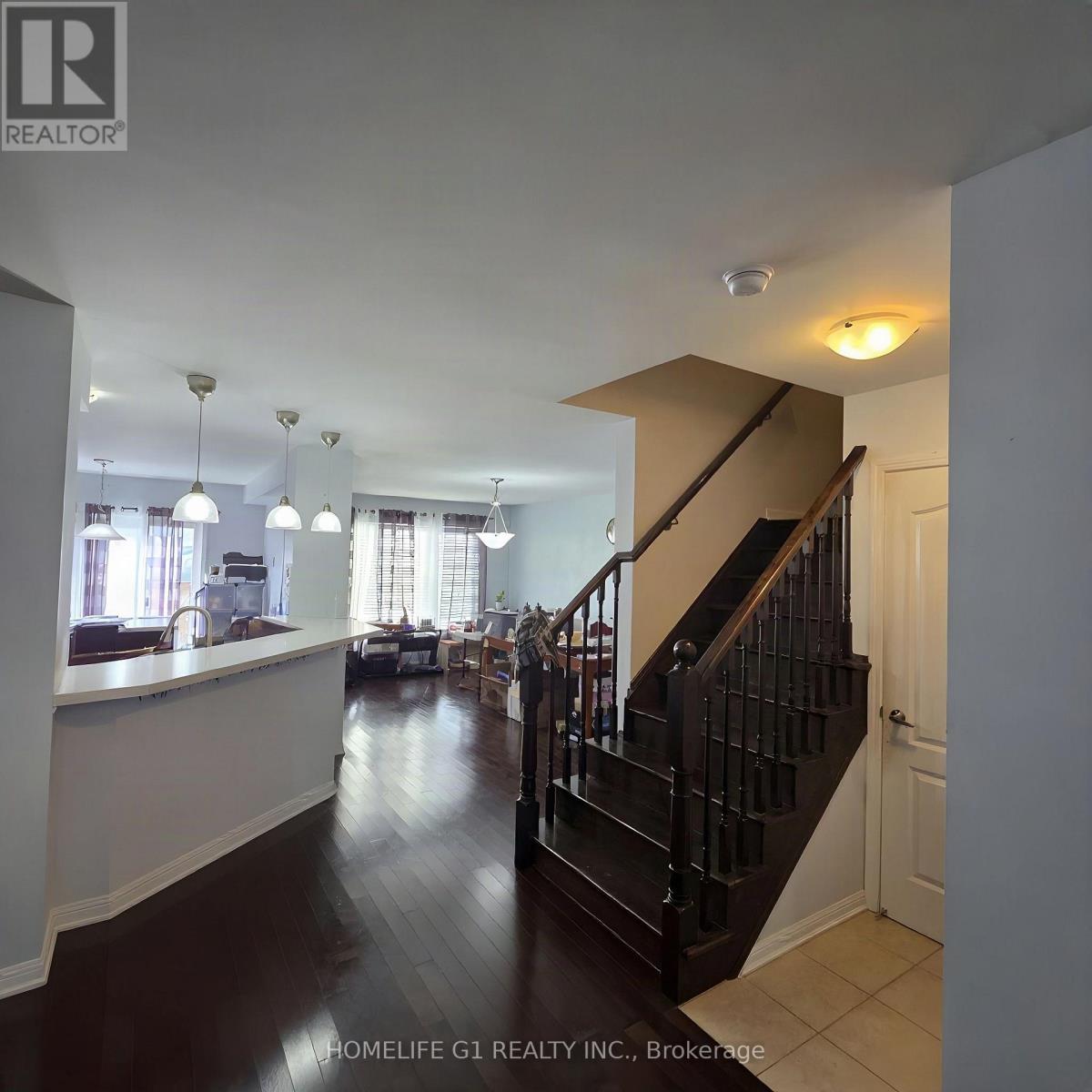 1703 Kalmar Avenue, Pickering (Duffin Heights), Ontario  L1X 0B3 - Photo 5 - E14125612