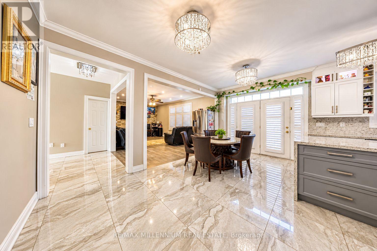 3 Cogswell Crescent, Brampton, Ontario  L6P 1A4 - Photo 9 - W14125432