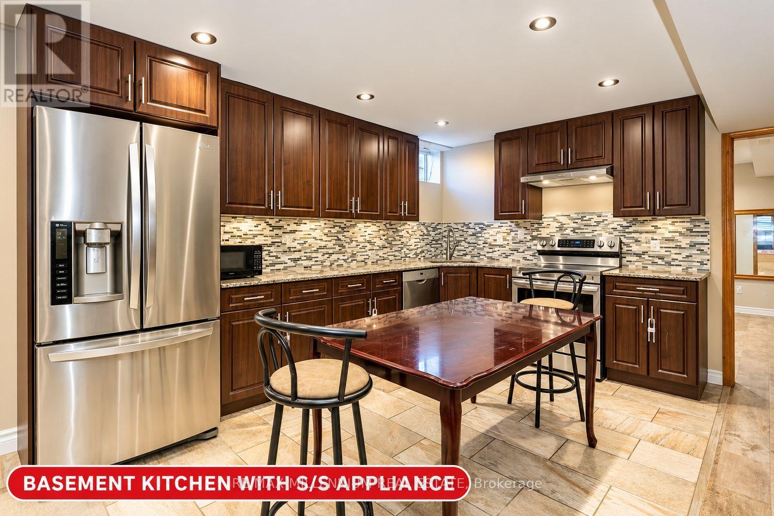 3 Cogswell Crescent, Brampton, Ontario  L6P 1A4 - Photo 31 - W14125432
